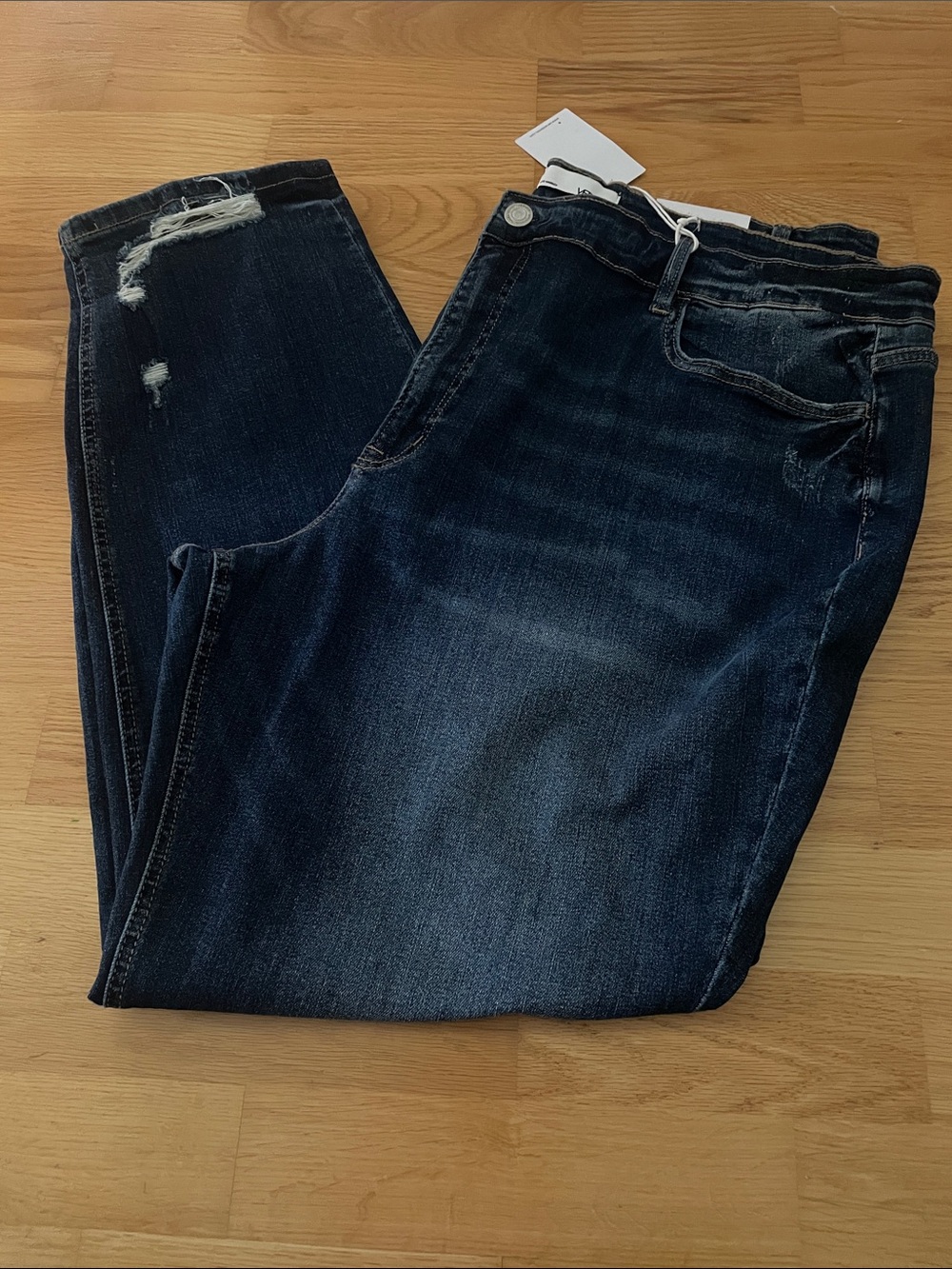 Vervet Dark Wash Distressed Skinny Jeans for Women